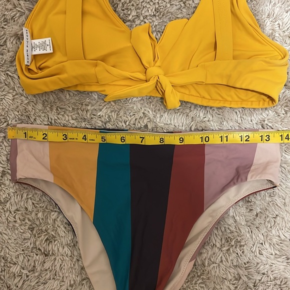 Women’s Bikini Sets - 2 Suits - Picture 5 of 9